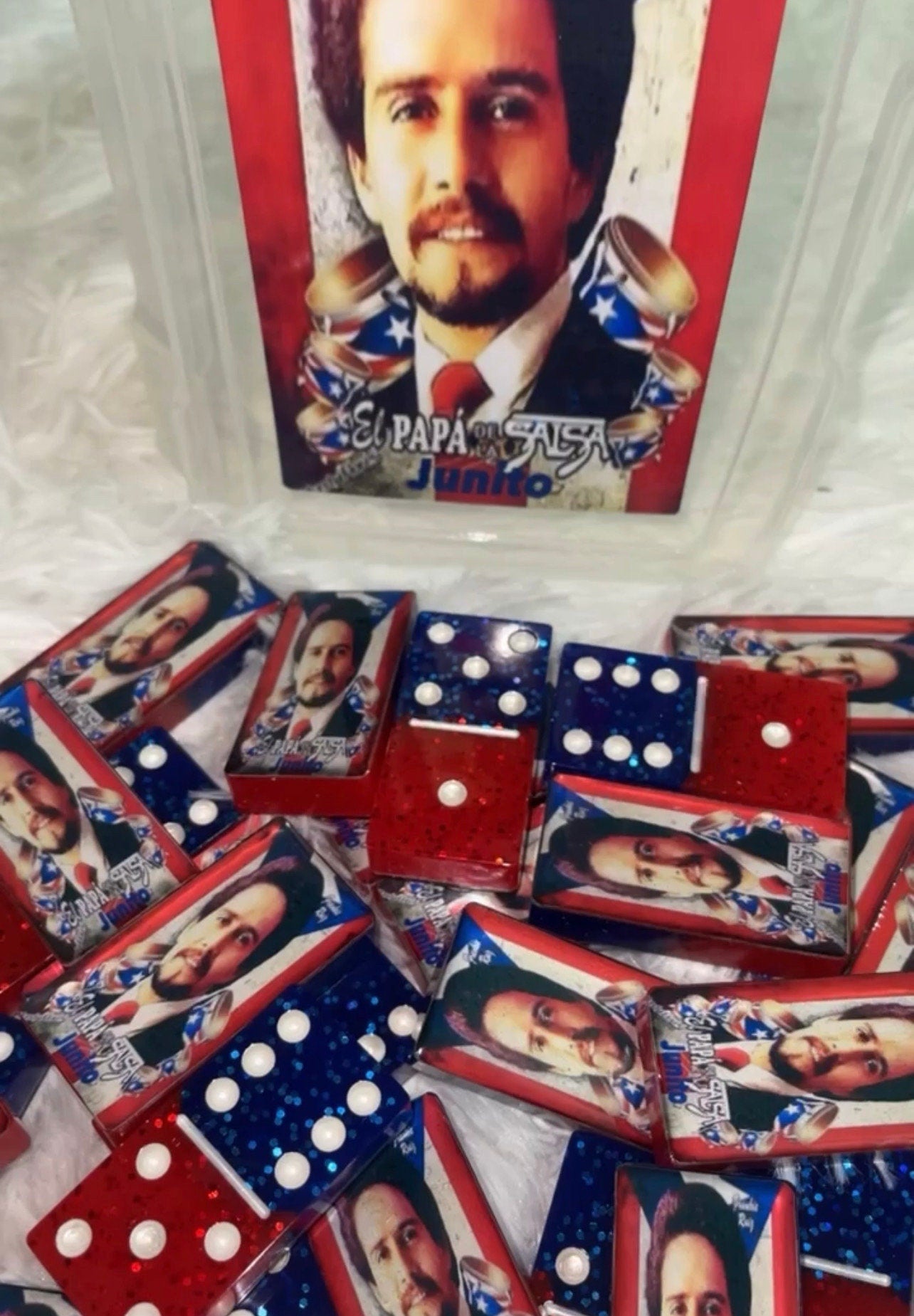 Dominoes/ salsa theme/Frankie Ruiz