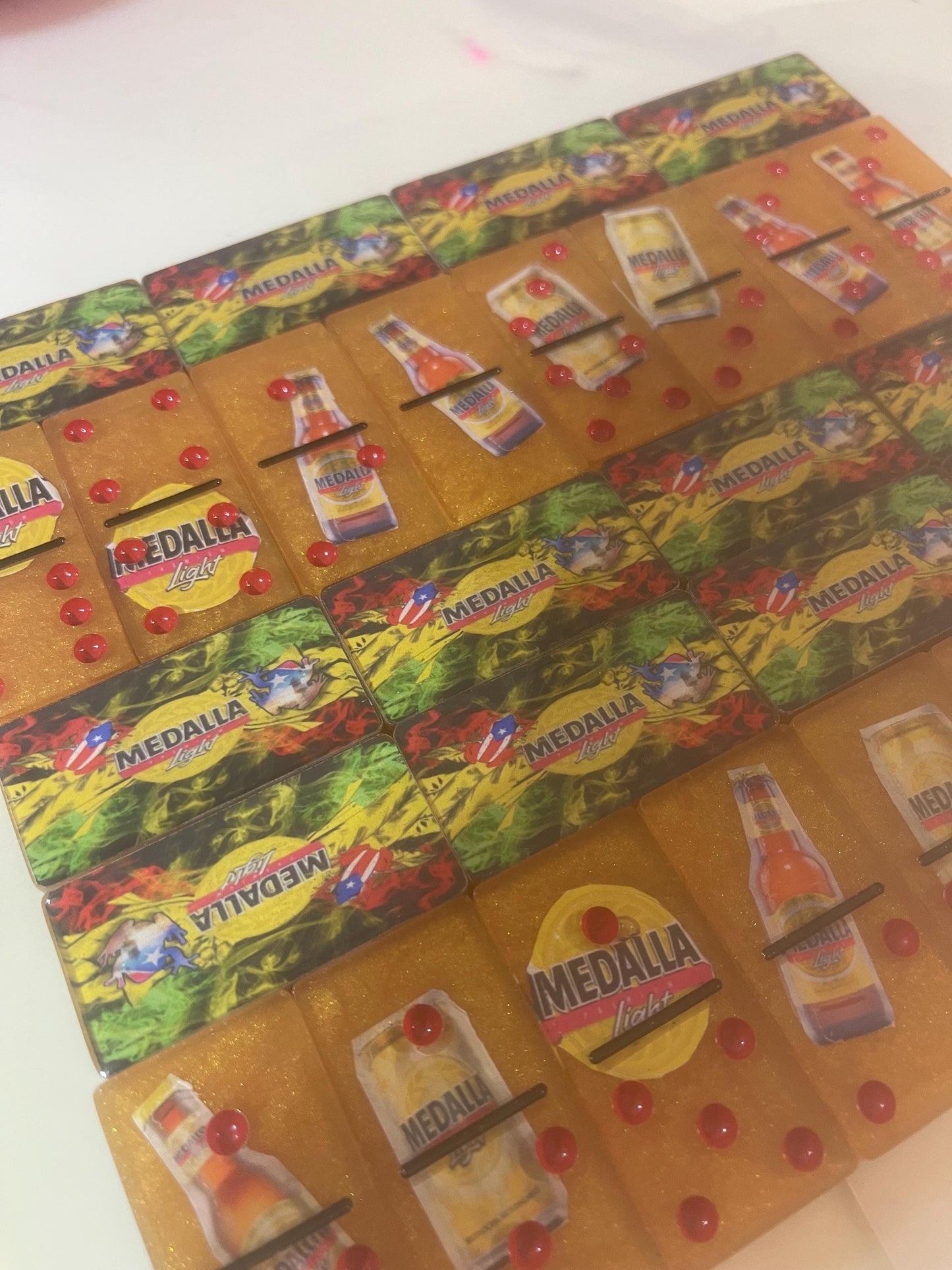 dominoes/medalla