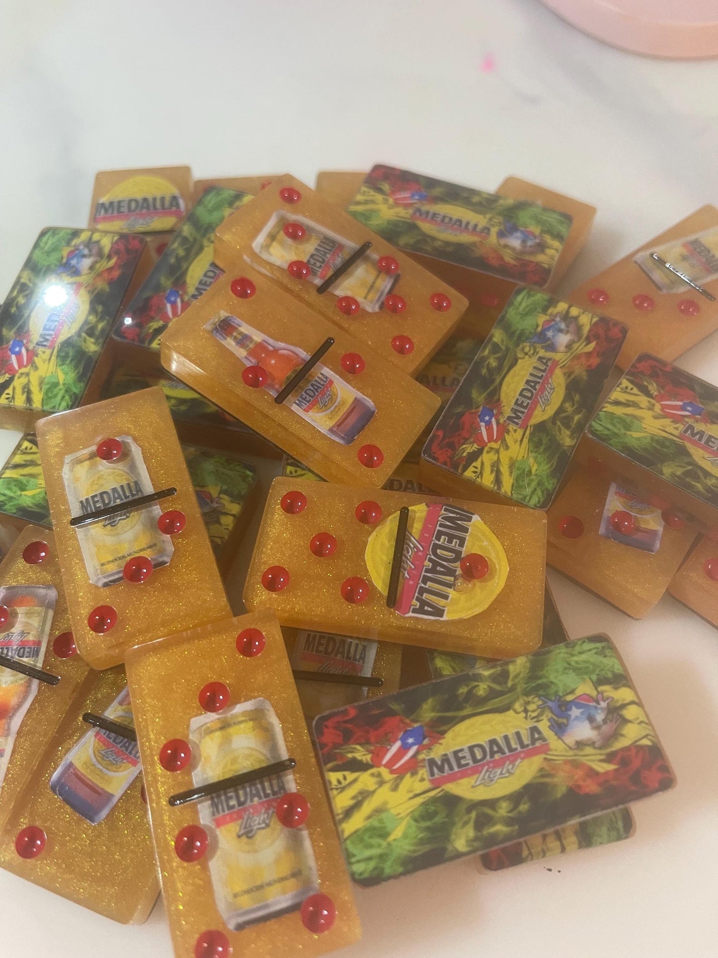 dominoes/medalla